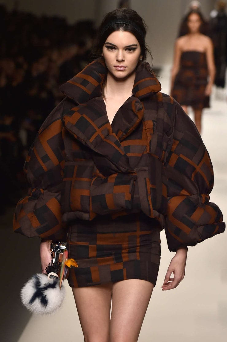 Kendall Jenner – Fendi Fashion Show 2015