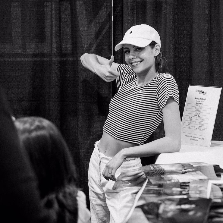 Willa Holland Willa Holland