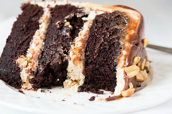 Snickers Cake