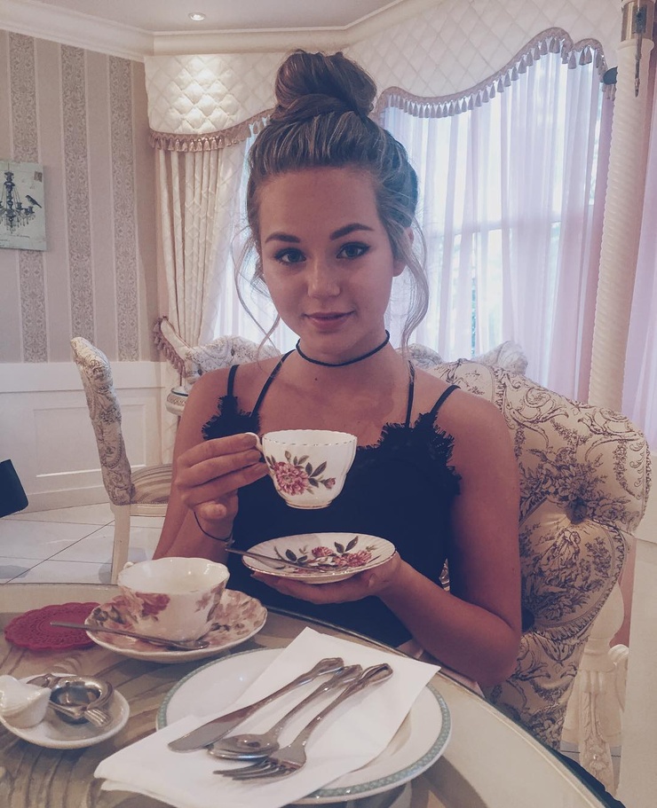 Brec Bassinger