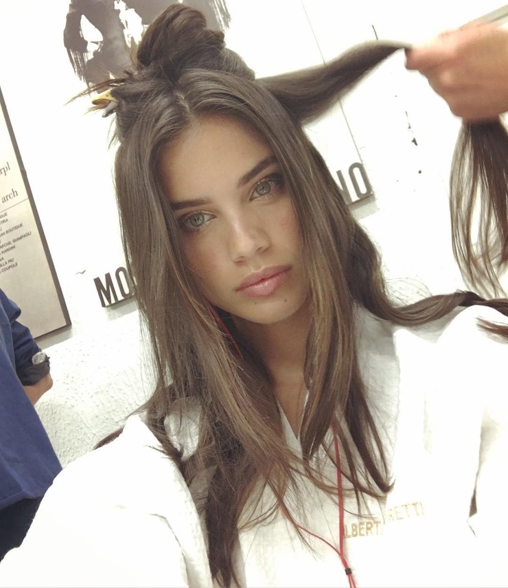Sara Sampaio Sara Sampaio