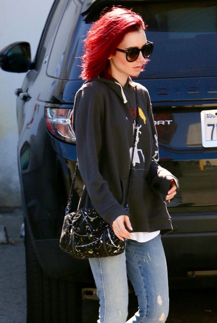 Lily Collins