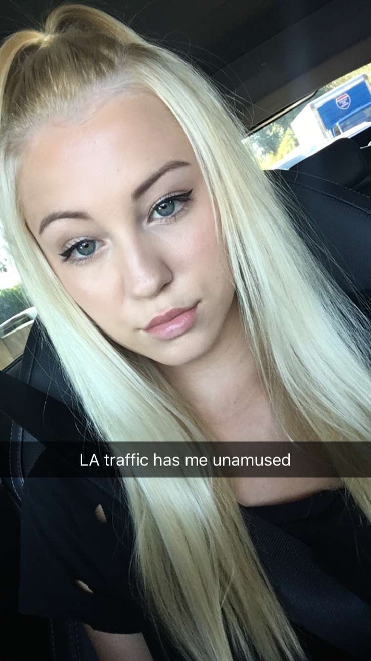 Ava Sambora