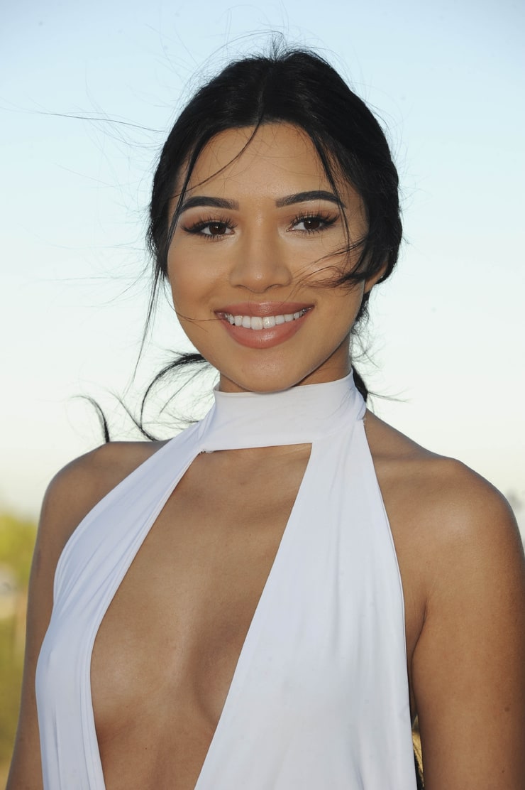 Julia Kelly