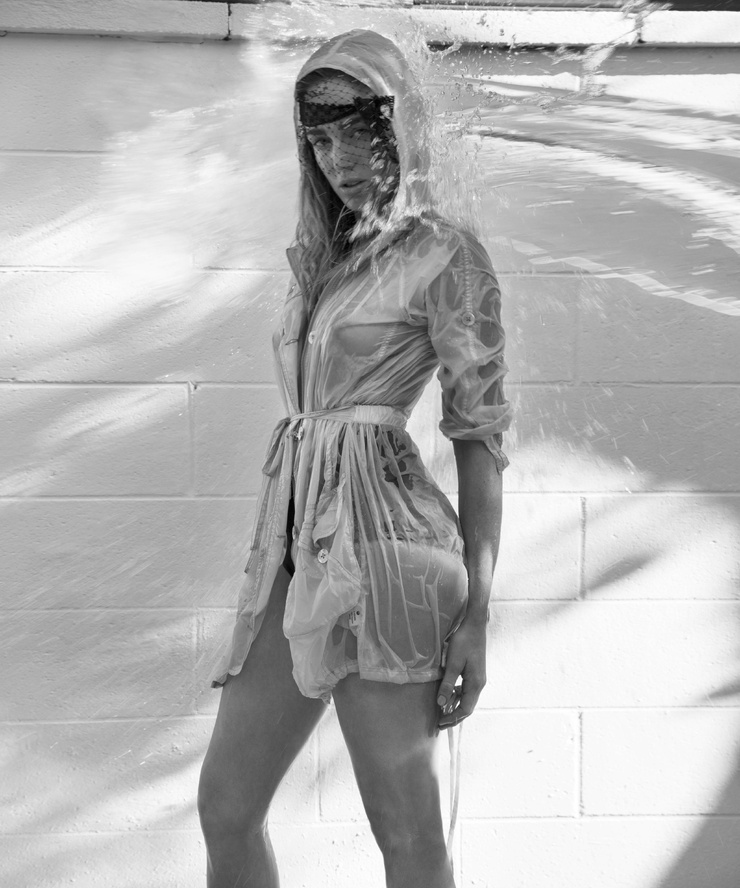 Caity Lotz Caity Lotz