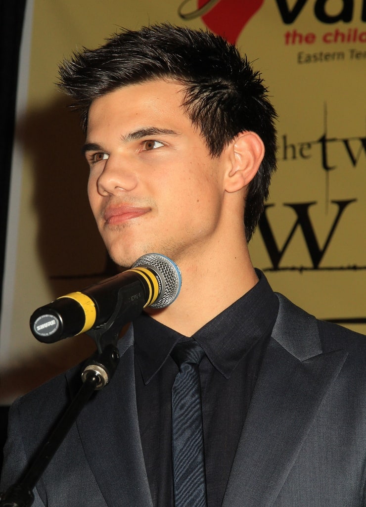 Taylor Lautner