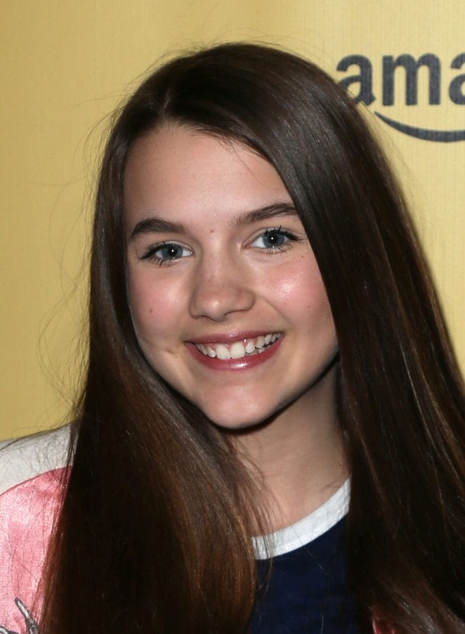 Picture Of Chloe East