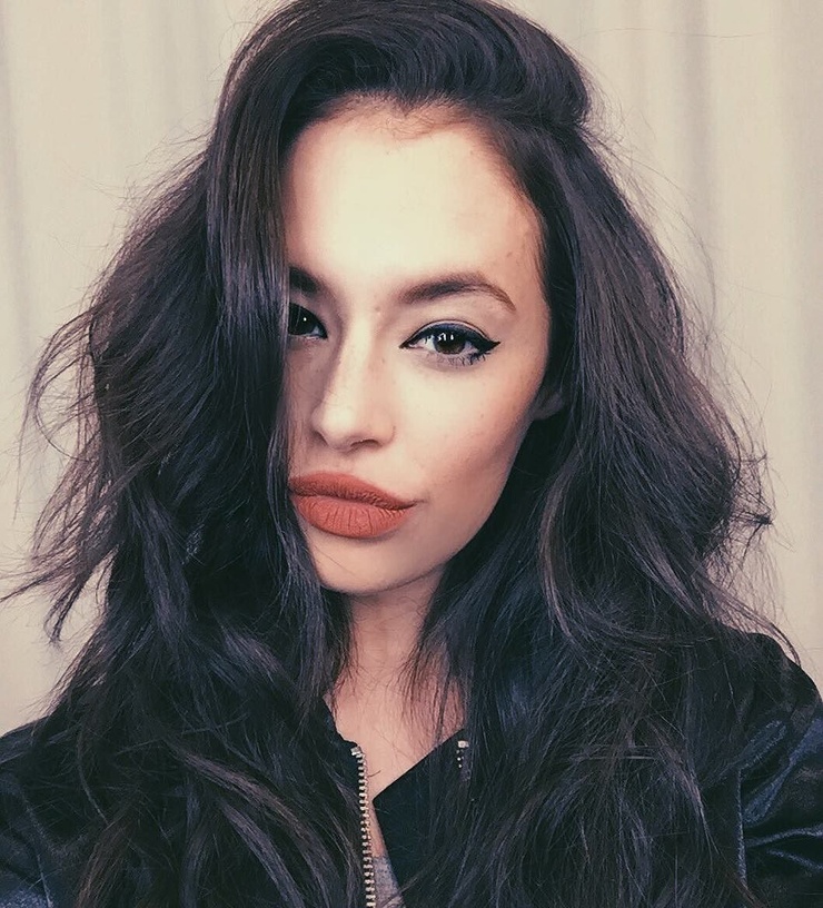 Chloe Bridges Chloe Bridges