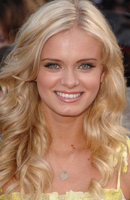 Sara Paxton