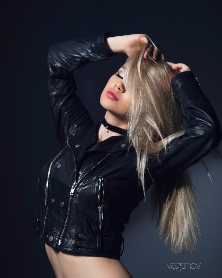 Viktoria Kristal Viktoria Kristal