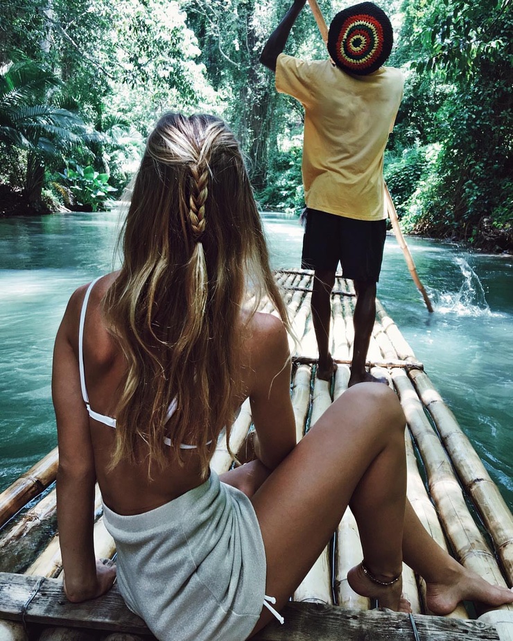 Alexis Ren Alexis Ren
