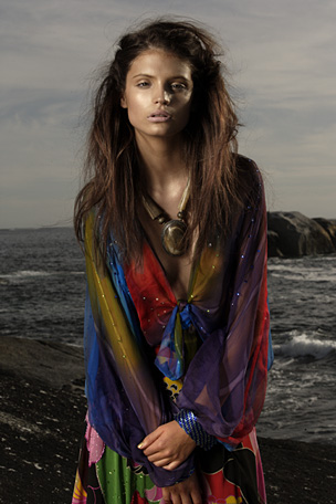 Charlbi Dean Kriek picture