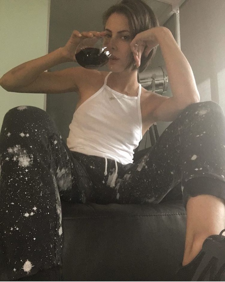 Willa Holland Willa Holland