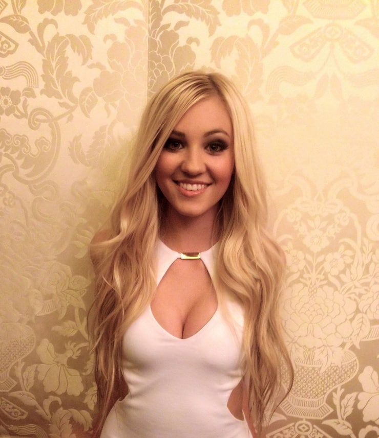 Ava Sambora Ava Sambora