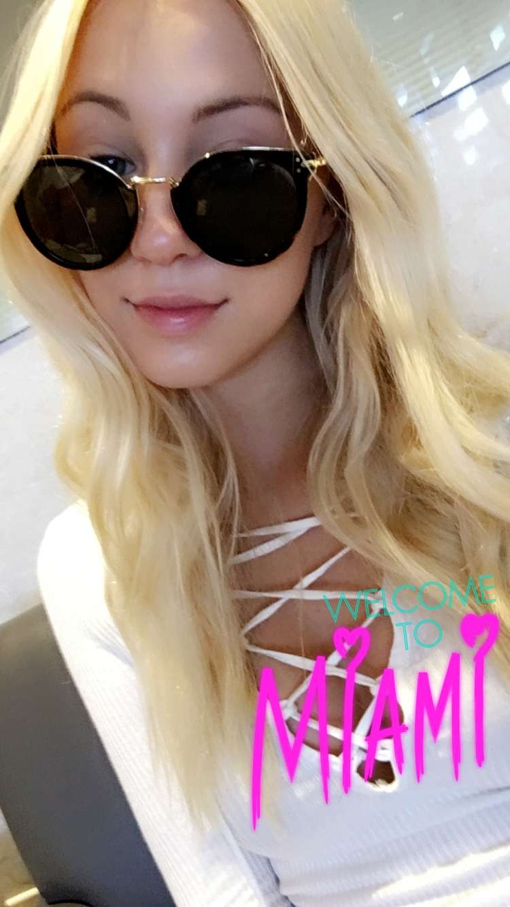 Ava Sambora