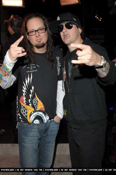 M Shadows
