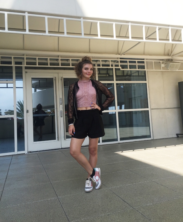 Camren Bicondova