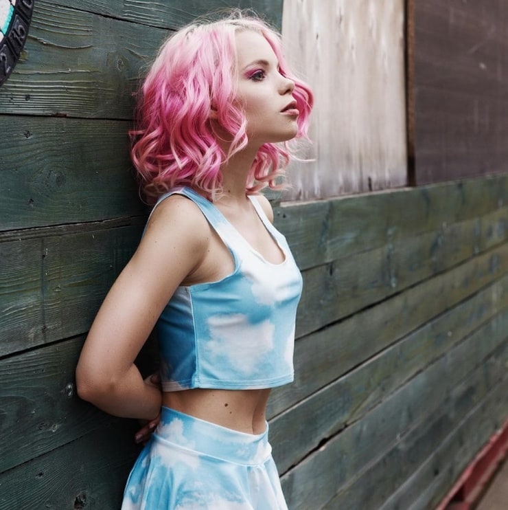 Masha Sidorova Masha Sidorova