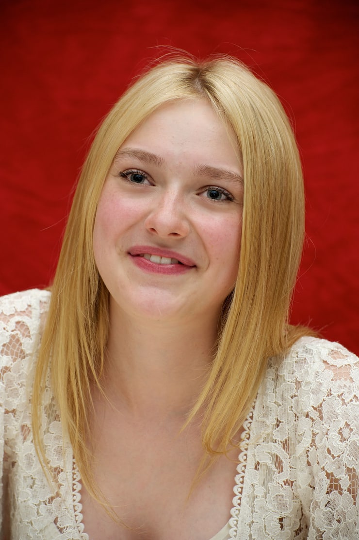 Dakota Fanning Dakota Fanning