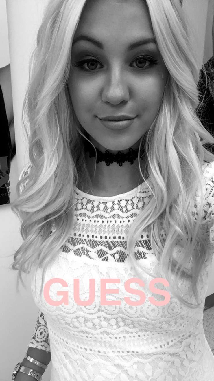 Ava Sambora