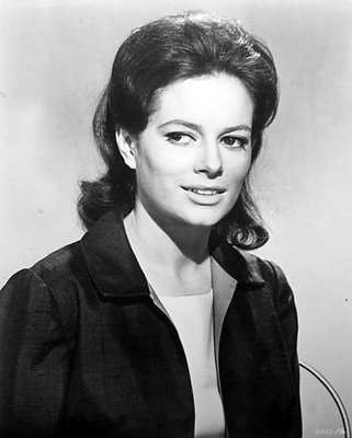 Luciana Paluzzi Luciana Paluzzi