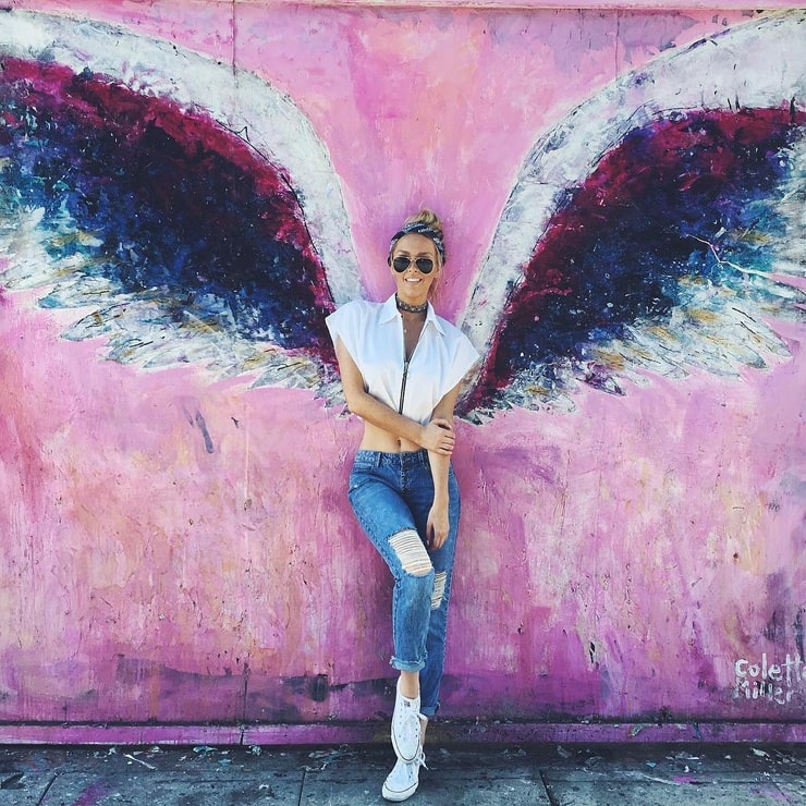 Camille Kostek Camille Kostek