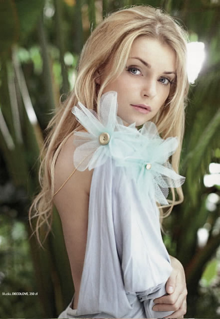 Izabella Miko