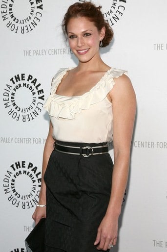 Amanda Righetti Amanda Righetti