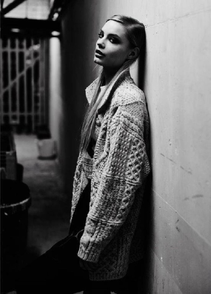 Holly Horne represented by Bella Management