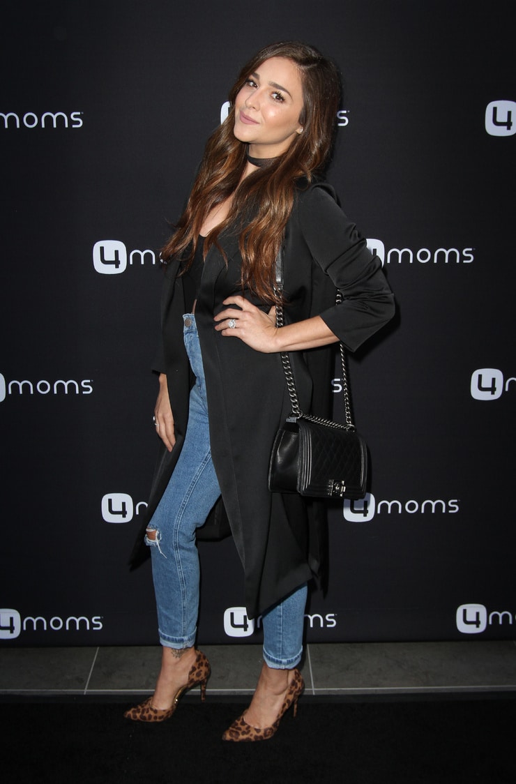 Alisan Porter Alisan Porter