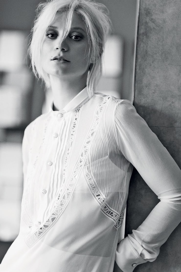 Mia Wasikowska