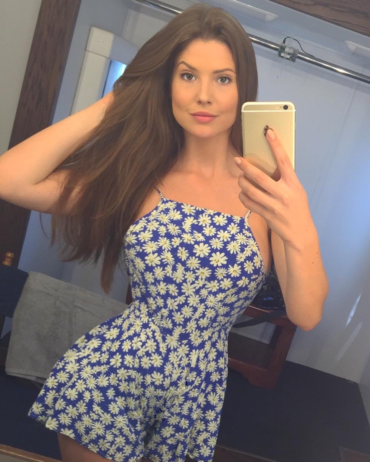 Amanda Cerny Amanda Cerny