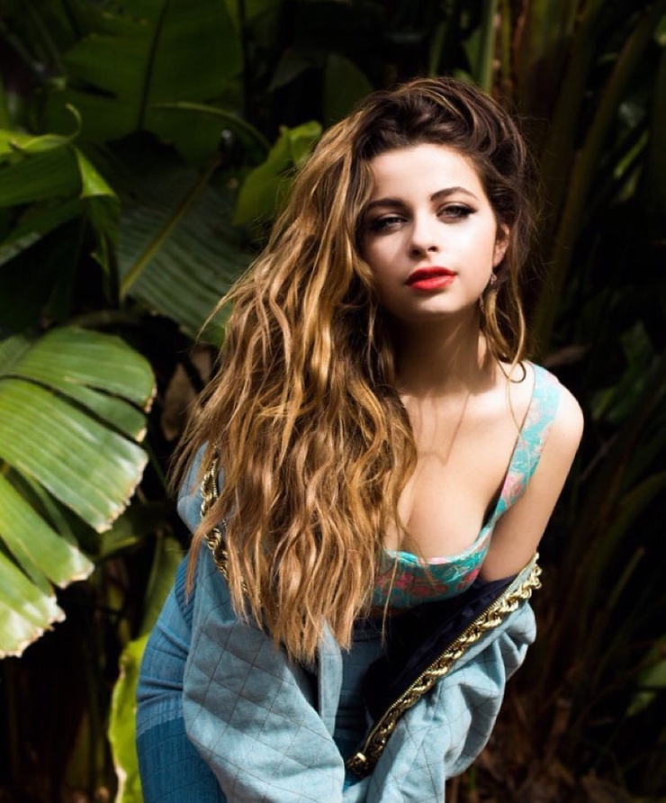 Ellise Gitas Ellise Gitas