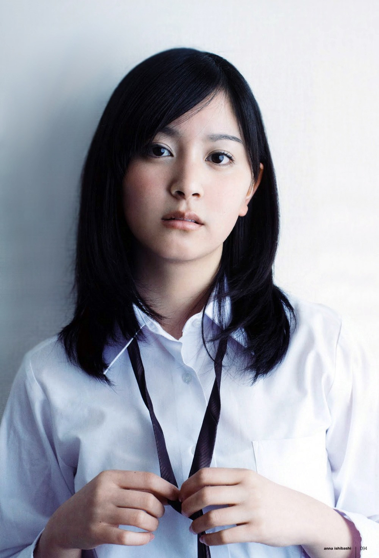 Anna Ishibashi Anna Ishibashi
