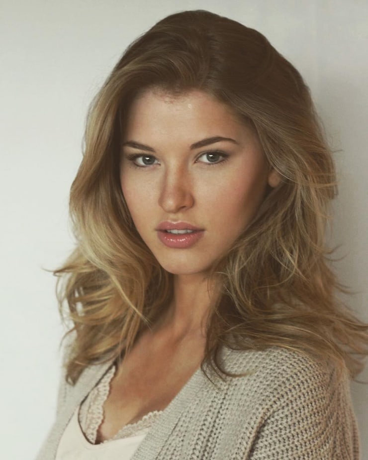 Sarah Grey Sarah Grey