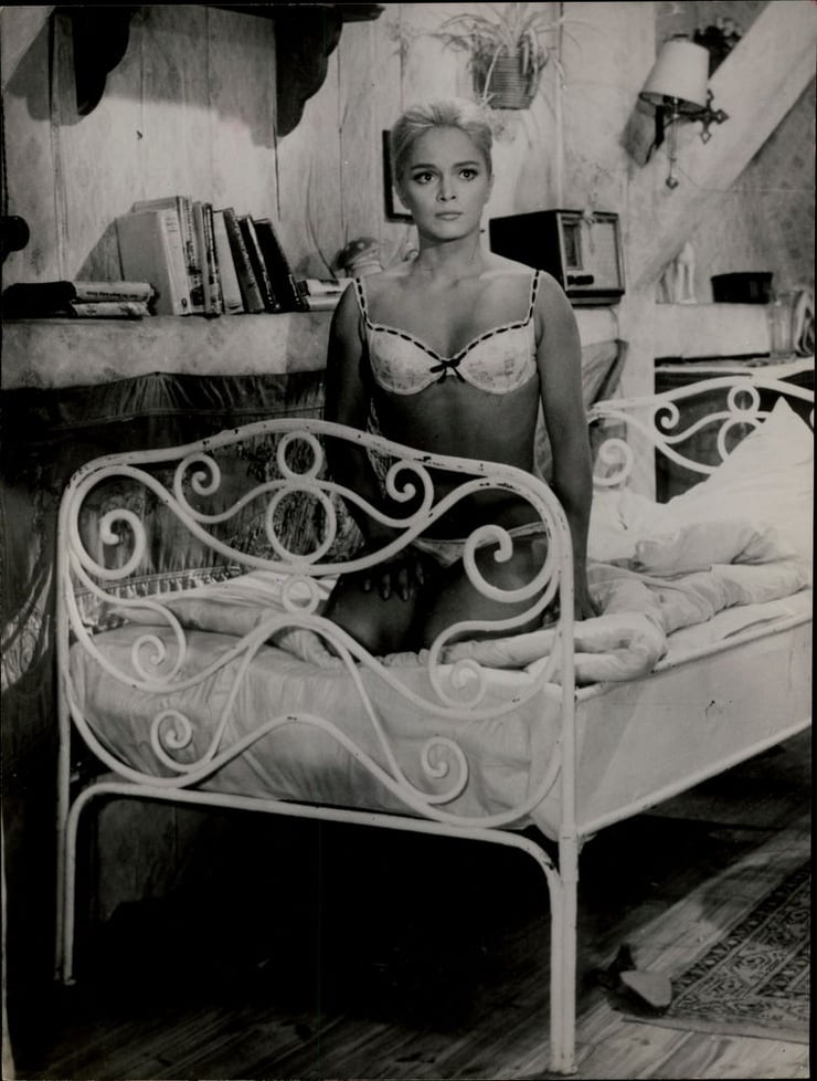 Letícia Román Letícia Román