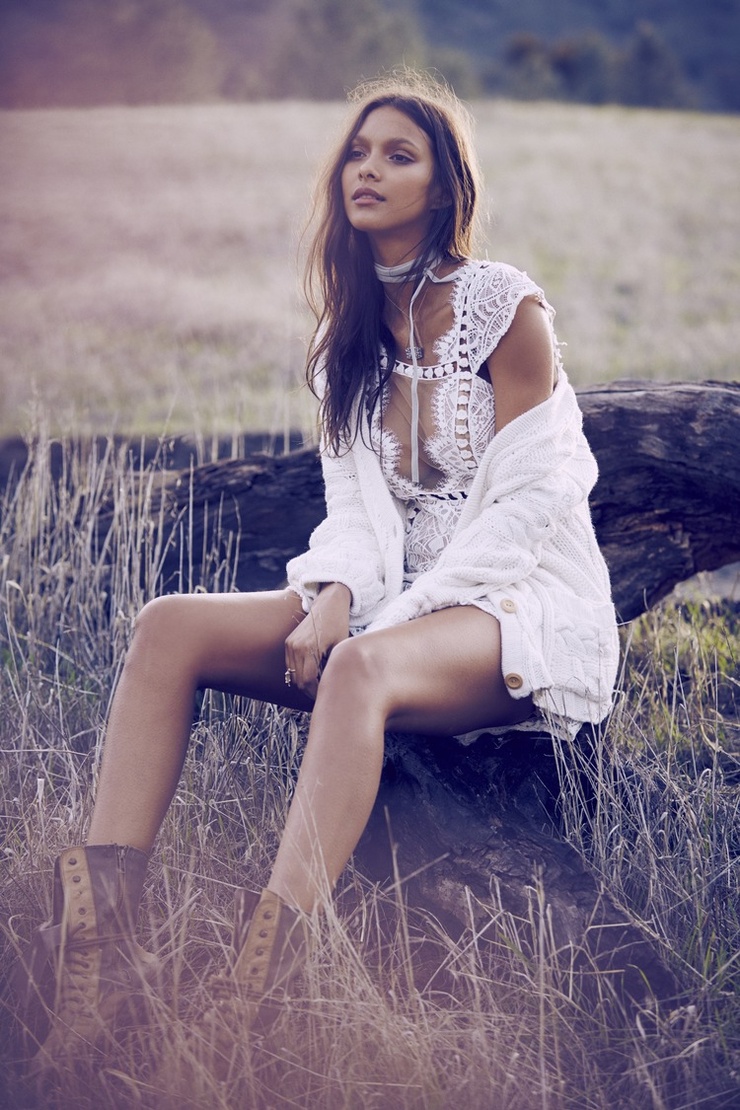 Lais Ribeiro Lais Ribeiro