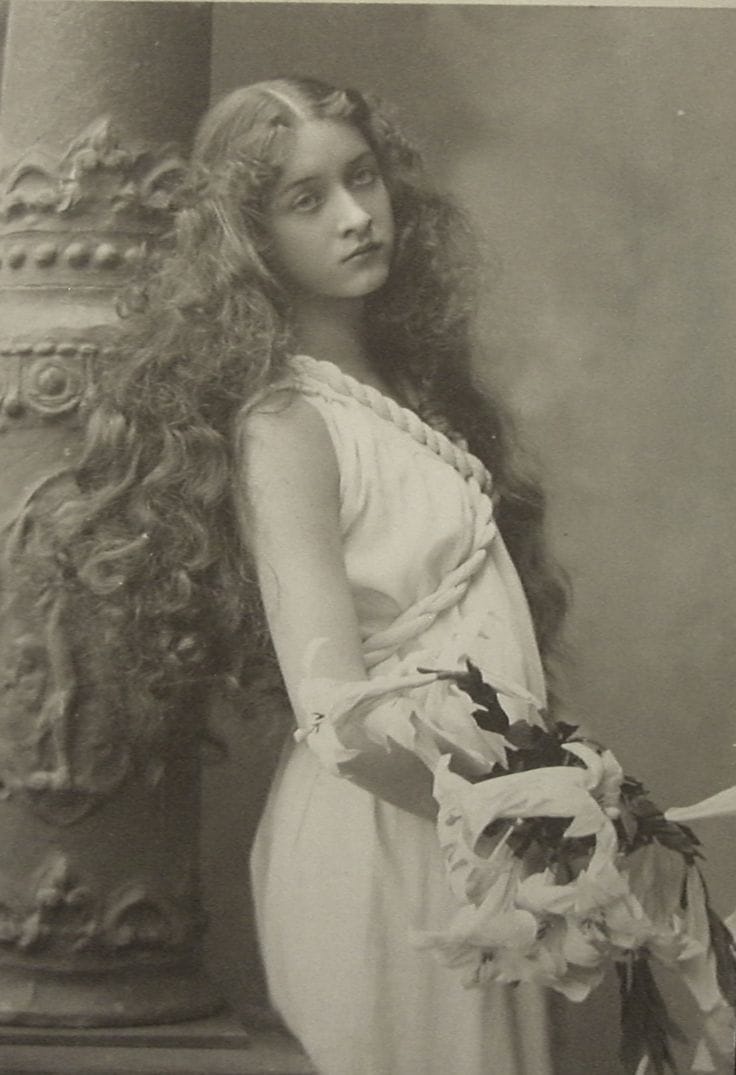 Maude Fealy