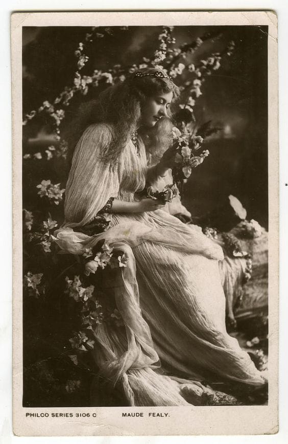 Maude Fealy