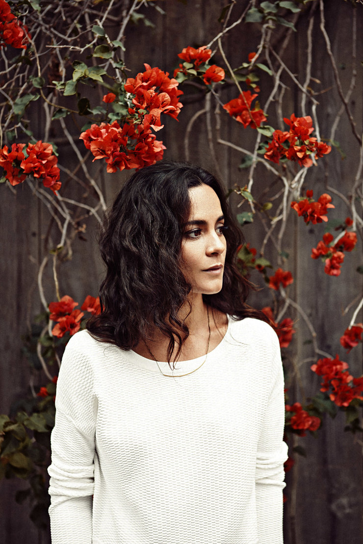 Alice Braga