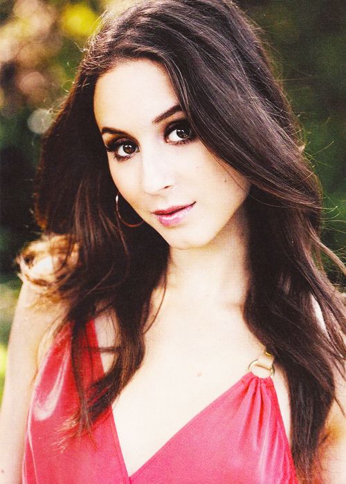 Troian Bellisario Troian Bellisario
