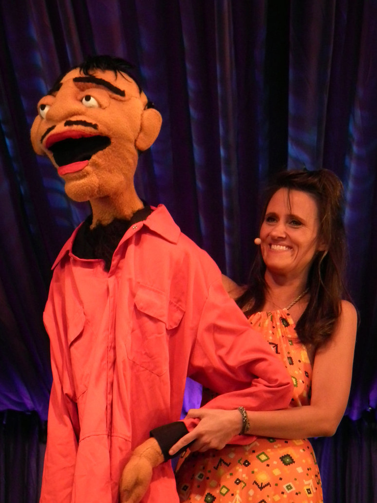 Nina Conti Nina Conti
