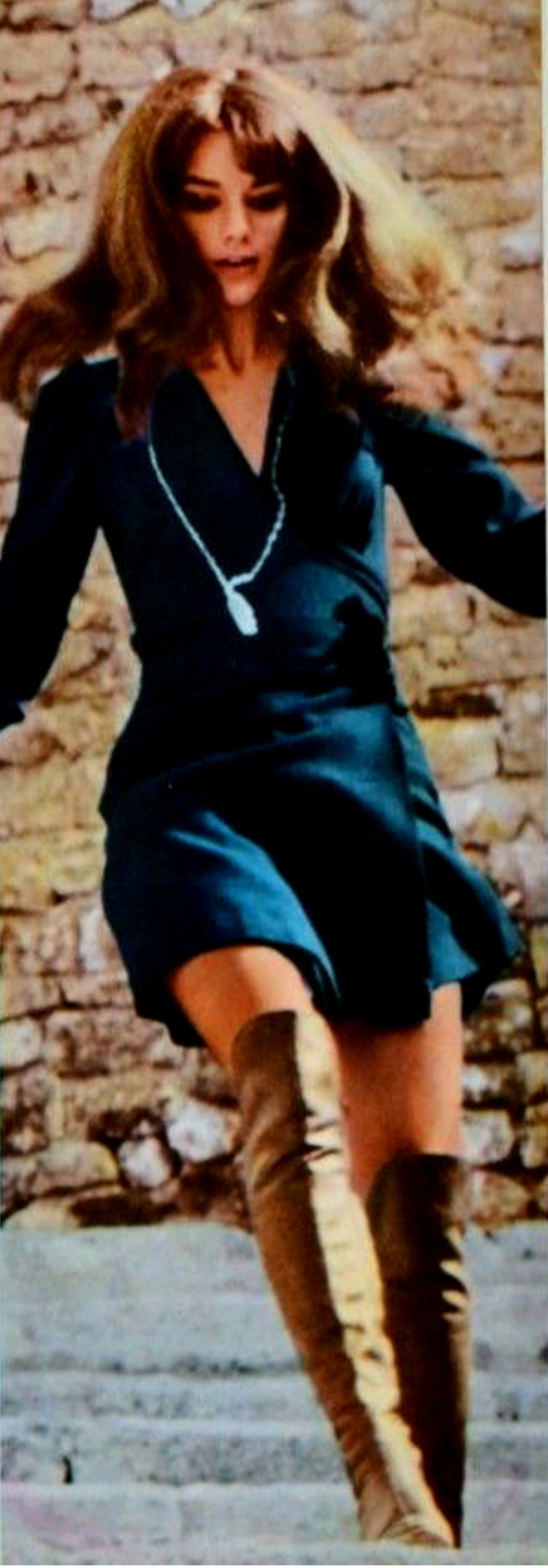 Tina Aumont Tina Aumont