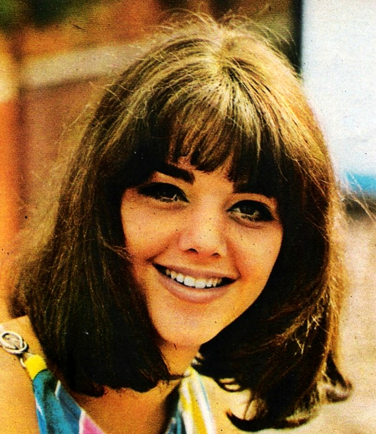 Tina Aumont Tina Aumont