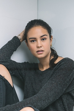 Courtney Eaton