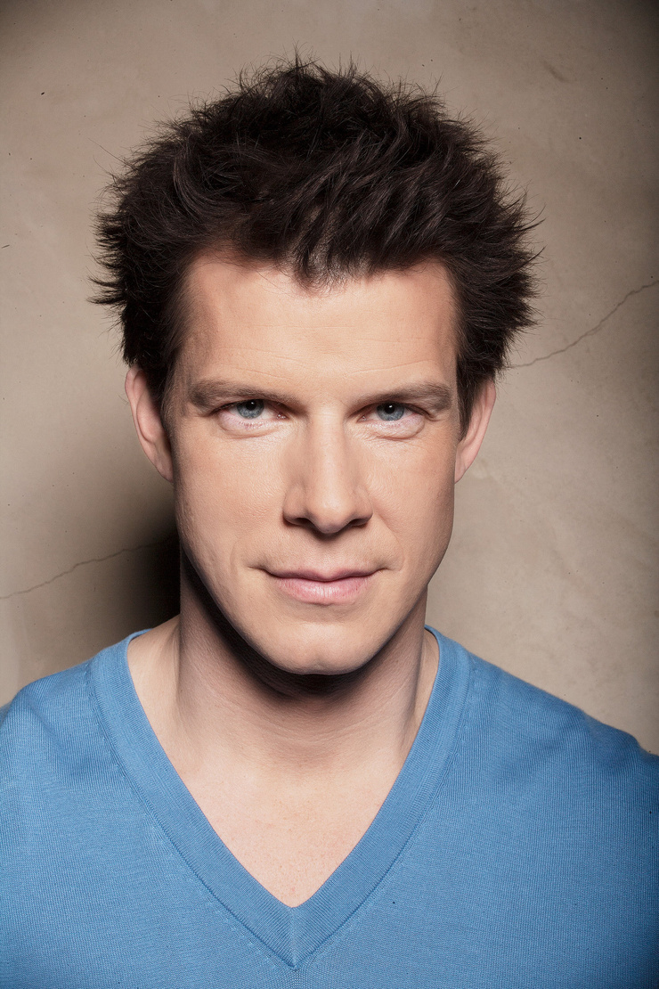 Eric Mabius