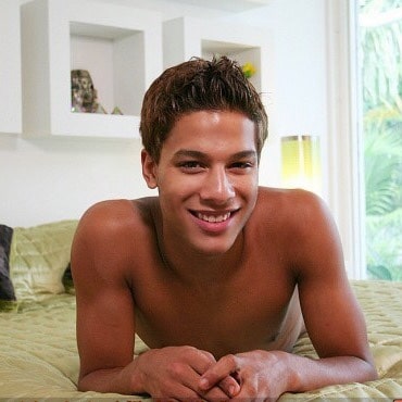 Aaron Armstrong