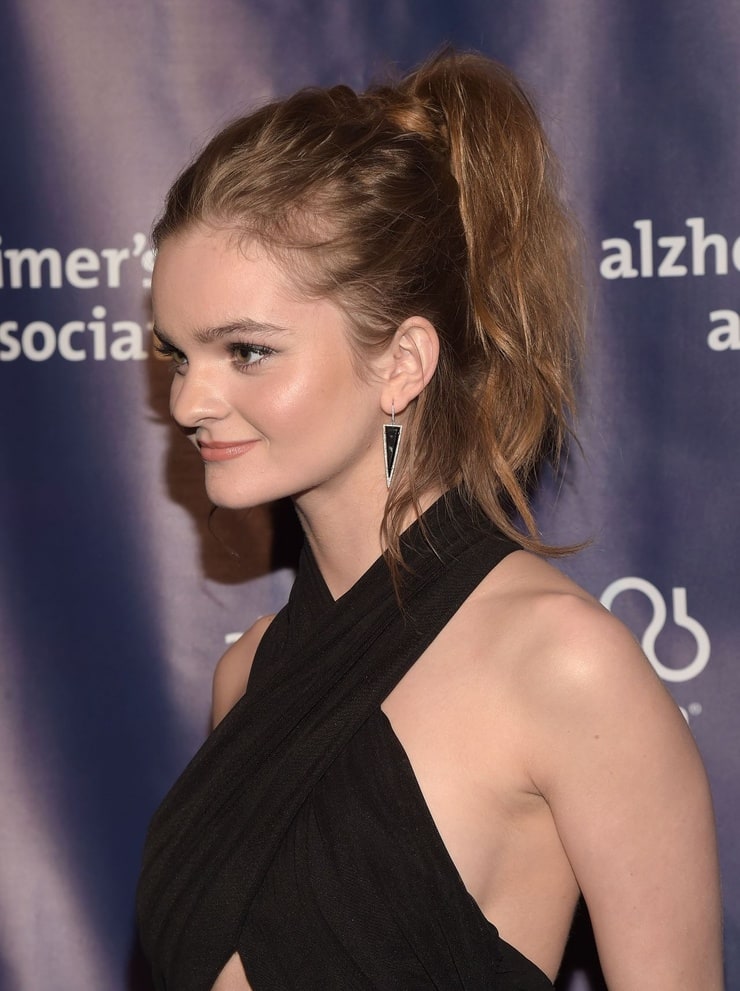 Next photo of Kerris Dorsey