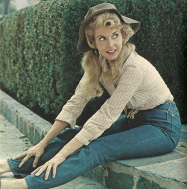 Donna Douglas