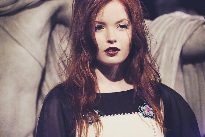 Ellie Bamber Ellie Bamber